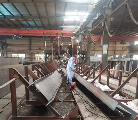 上海鋼結構廠房鑒定 13585605056周先生